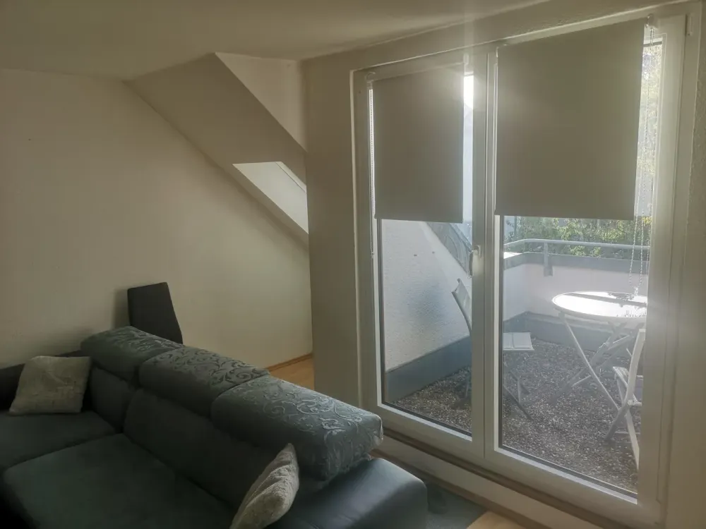 Zentral gelegene 2-Zimmer-Maisonettenwohnung mit Balkon und Tiefgaragenplatz in Stuttgart-Vaihingen