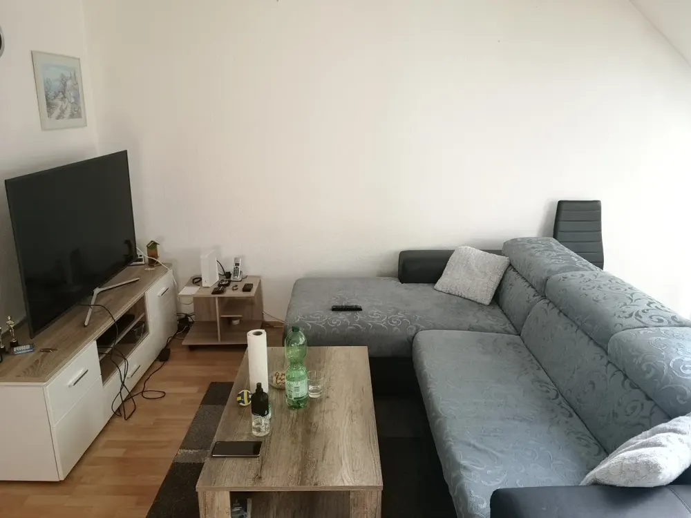 Zentral gelegene 2-Zimmer-Maisonettenwohnung mit Balkon und Tiefgaragenplatz in Stuttgart-Vaihingen