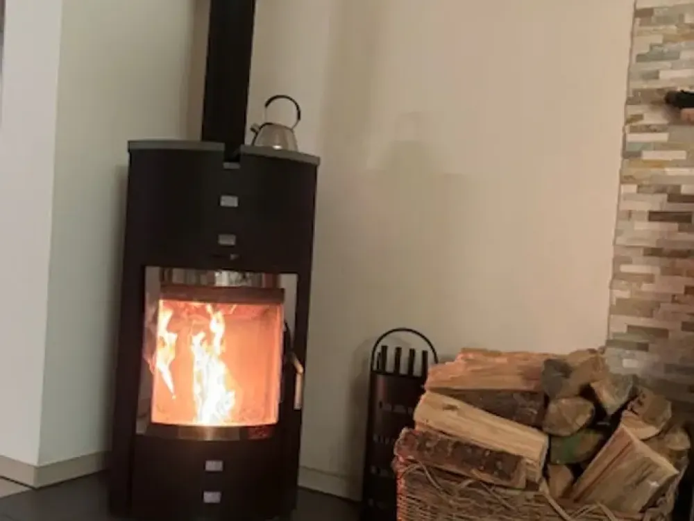 Großzügige 6-Zimmer Wohnung im EG mit traumhaftem Garten und zwei Terrassen in Erlangen-Büchenbach