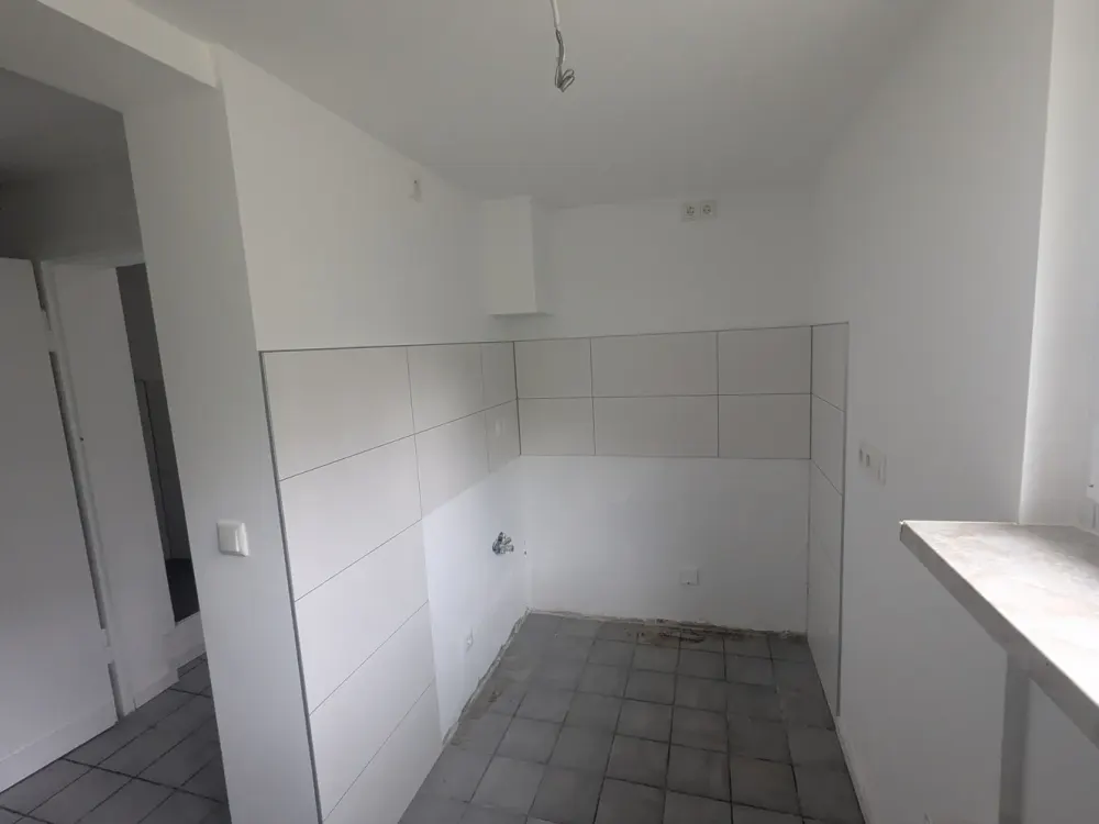 Erstvermietung nach vollständig Modernisierung: 2-Zimmer-Wohnung in Köln-Müngersdorf