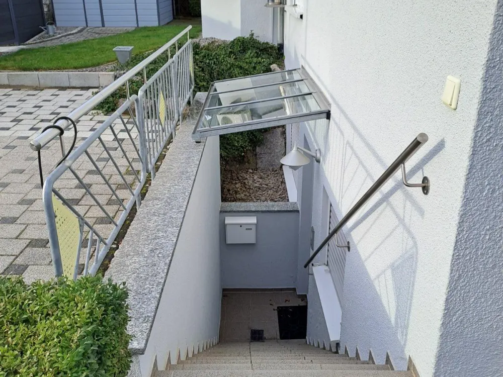 HOLZGERLINGEN modernes 1 1/2 Zimmer Appartement voll möbliert