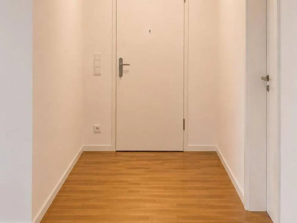 Wohnung in unmittelbarer Nähe zur S-Bahn und Aubinger Lohe mit großem Südbalkon