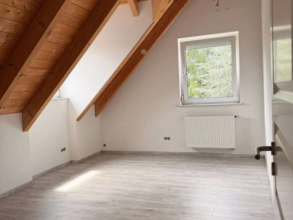 Großzügige und helle 5-Zimmer-Maisonettewohnung in München-Waldperlach