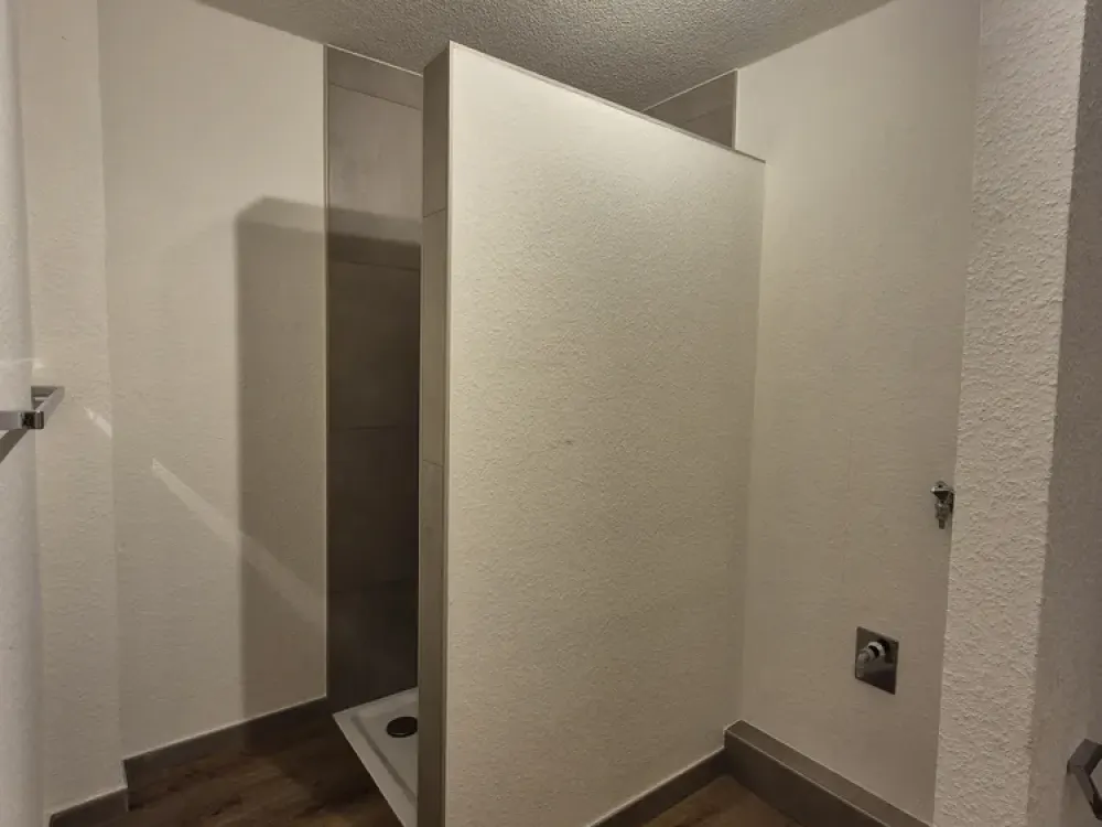 Großzügig & hell: 113 m² mit großem Balkon, 2 Bädern, Einbauküche & Garage
