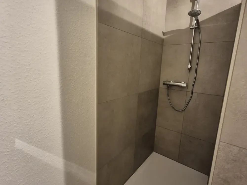 Großzügig & hell: 113 m² mit großem Balkon, 2 Bädern, Einbauküche & Garage