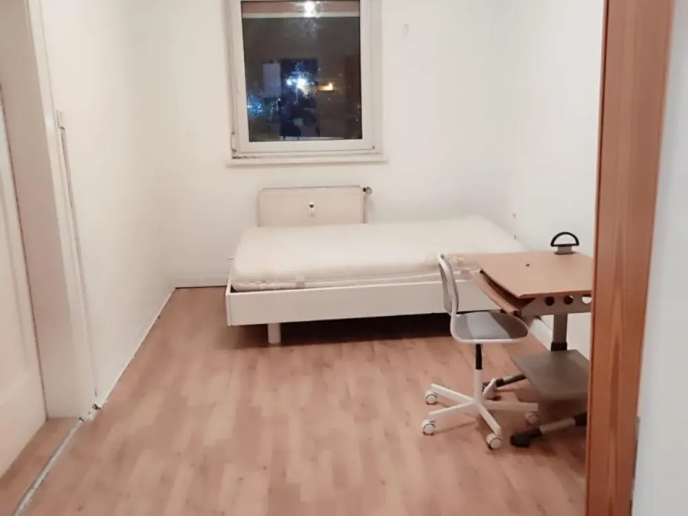Zimmer in WG 2er 15m2 Zimmer