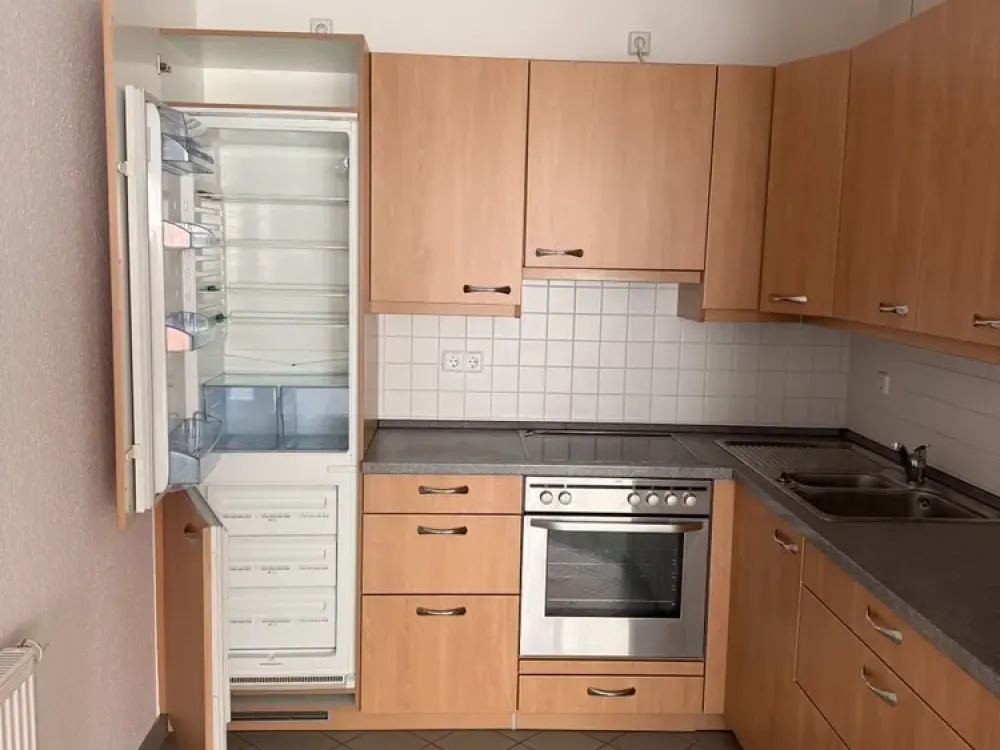 2 Zimmer mit Balkon -barrierefrei für Menschen ab 60