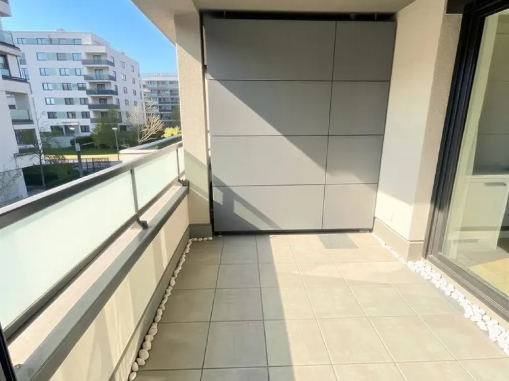 Bright and Well-Designed Apartment