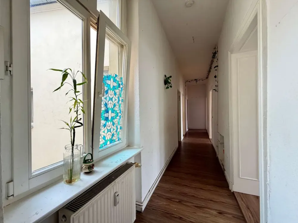 Renovierungsbedürftige 3,5-Zimmer-Wohnung in MEGA-LAGE, unbefristeter Mietvertrag!