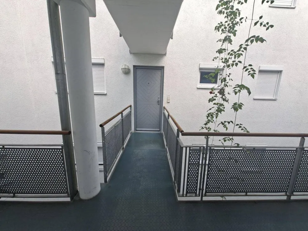 3,5 Zimmerwohnung mit EBK, Tiefgaragenstellplatz, Wannenbad in Probstheida