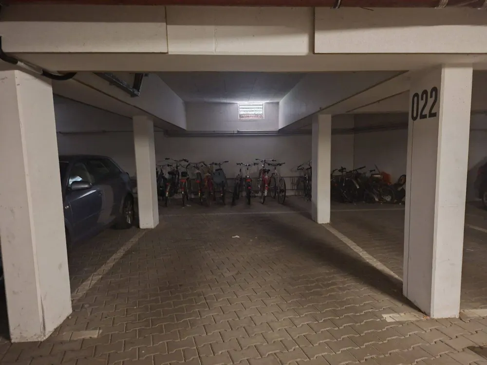 3,5 Zimmerwohnung mit EBK, Tiefgaragenstellplatz, Wannenbad in Probstheida