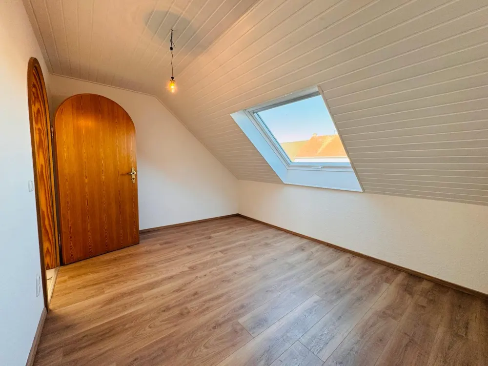 DG WHG in Ensdorf - 2 Zimmer / Küche / Bad - top Anbindung