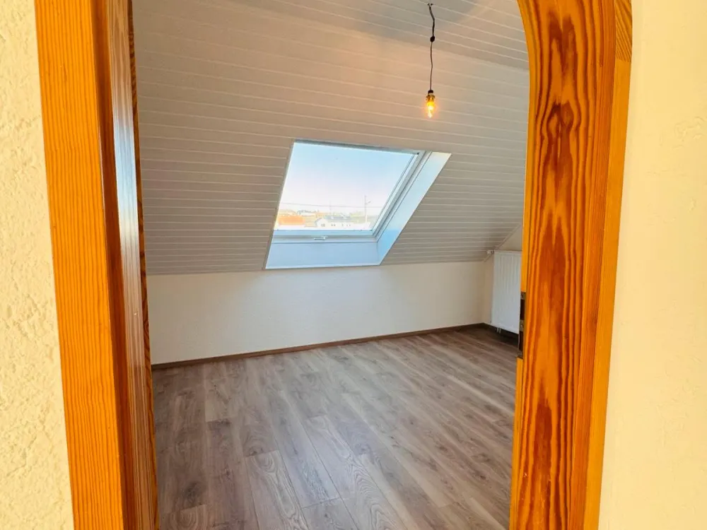 DG WHG in Ensdorf - 2 Zimmer / Küche / Bad - top Anbindung
