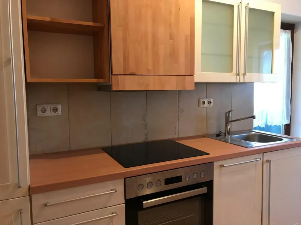 Friendly 2-Room Apartment in Feldkirchen, for a Quiet Person, Non-Smoker