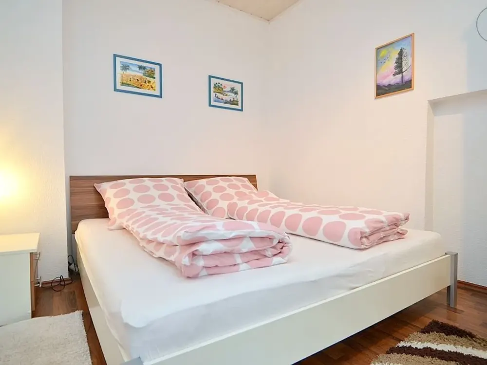 Schön möblierte 2-Zimmer-Wohnung nahe Nürnberg-Plärrer