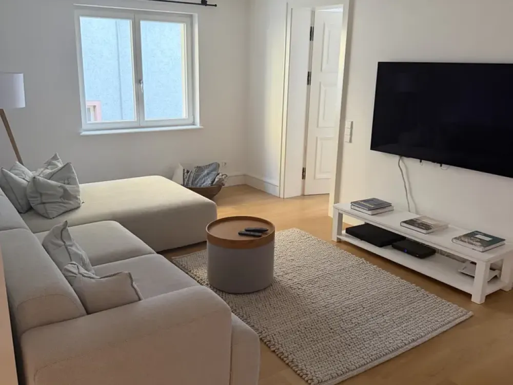 Stadtwohnung im Westend: 4,5 Zimmer mit gehobener Ausstattung