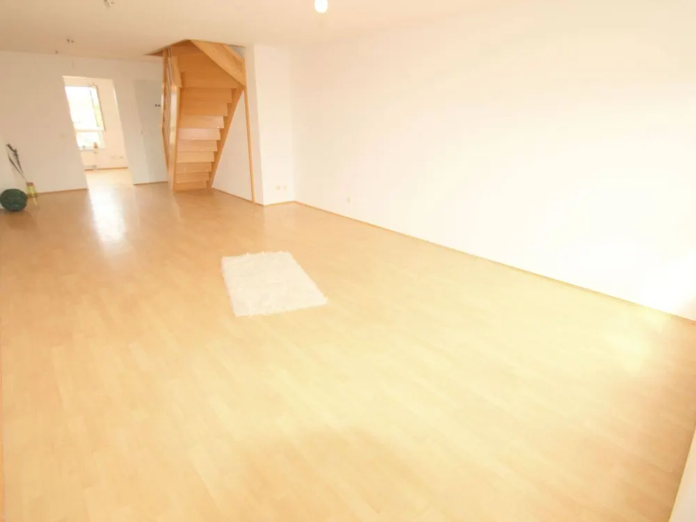 3,5 Raum Wohnung DG Maisonette 2 Bäder*Balkon*Stellplatz