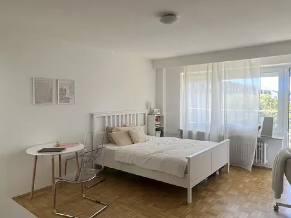 Neu sanierte Einzimmerwohnung in Top-Lage Schwabing