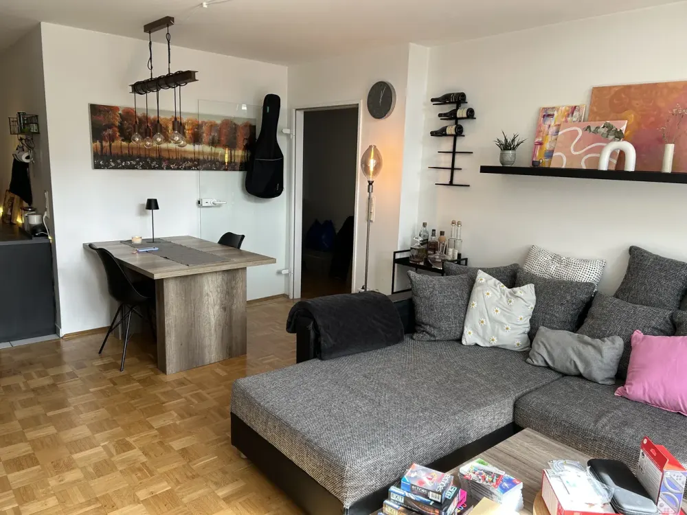 Offenes Wohnkonzept: 3-Zimmer-Maisonette in sehr guter Lage von Meerbusch-Büderich