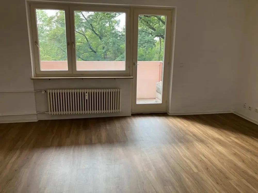 1 Zimmerwohnung mit Balkon