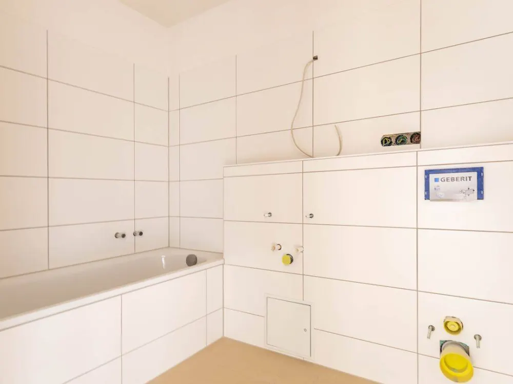 Erstbezug nach Sanierung: Wohnung mit guter Anbindung
