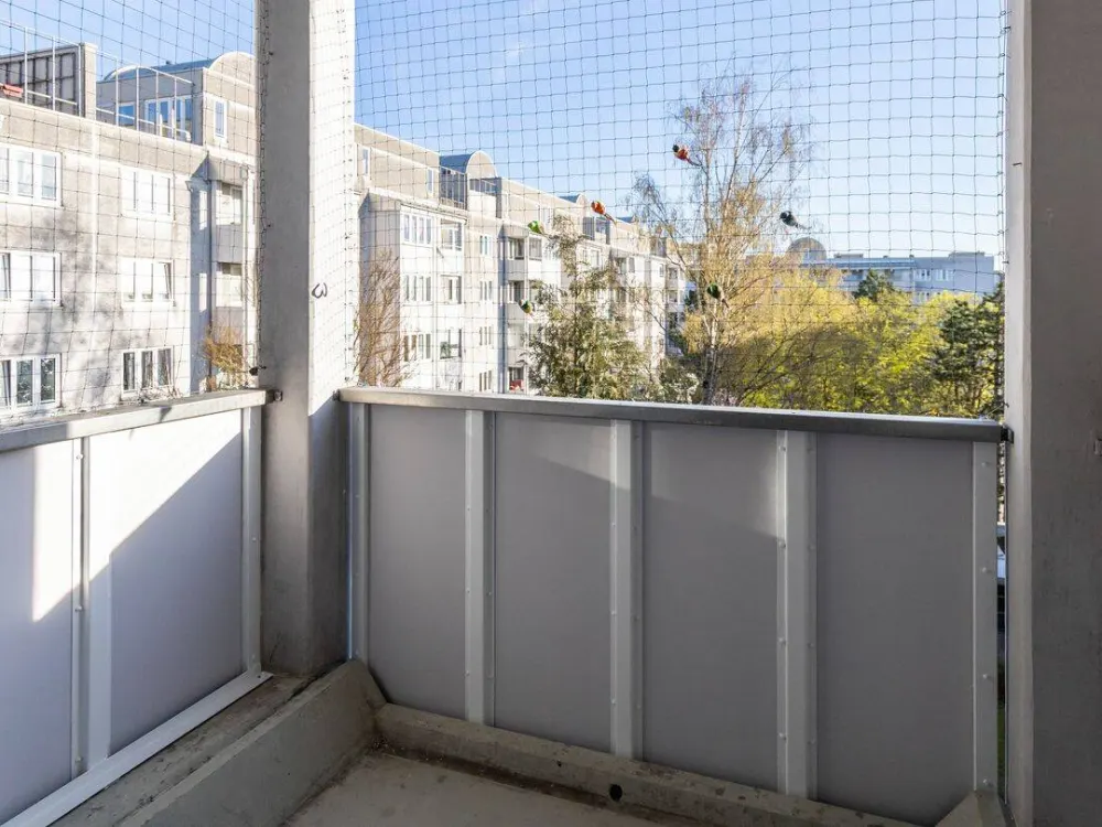 Erstbezug nach Sanierung: Wohnung mit guter Anbindung