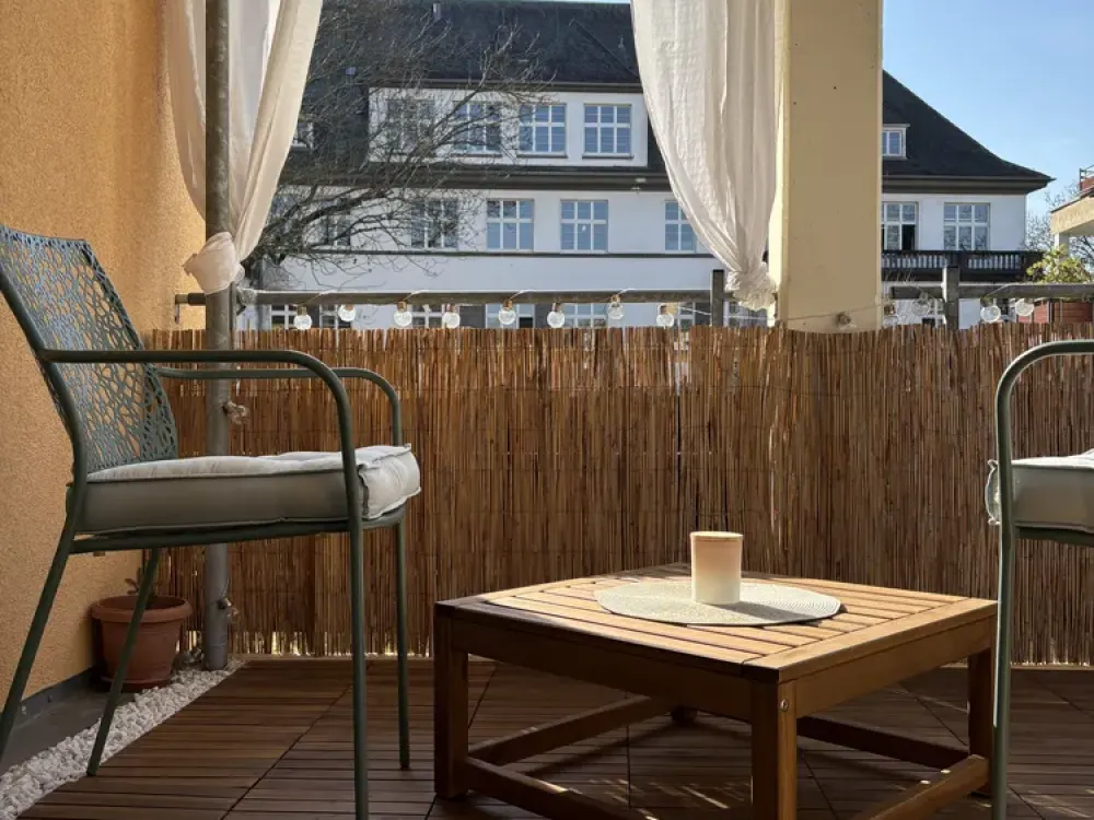 Familientraum in Rödelheim: Sonnige 3-Zimmer-Wohnung mit Balkon und Tiefgaragenstellplatz