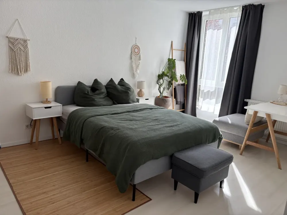 Familientraum in Rödelheim: Sonnige 3-Zimmer-Wohnung mit Balkon und Tiefgaragenstellplatz