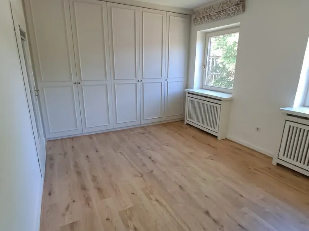 Alltagstaugliche 3-Zimmer-Wohnung mit Balkon in Hamburg-Eppendorf