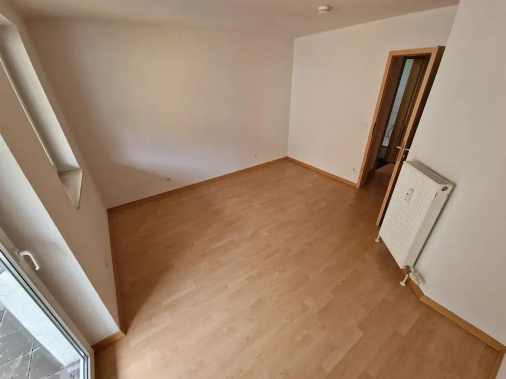 Helle 2-Zimmer-Wohnung mit Balkon, zentral in Krefeld