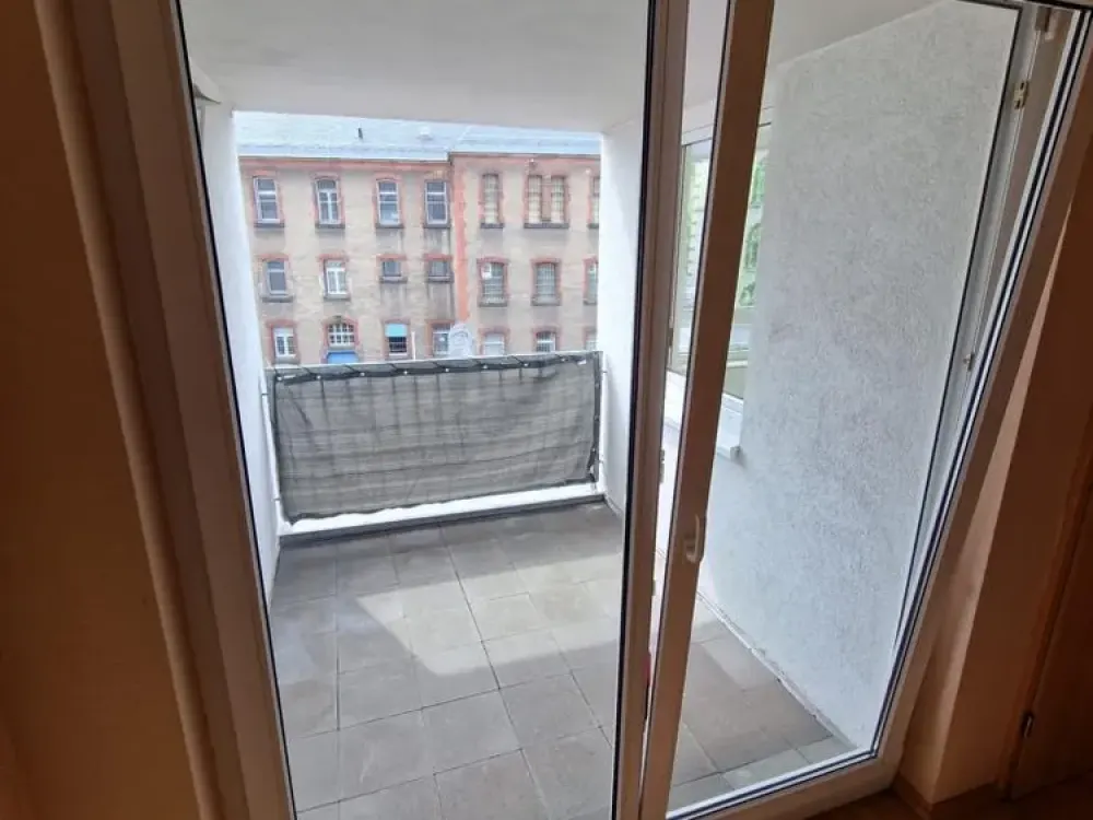Helle 2-Zimmer-Wohnung mit Balkon, zentral in Krefeld