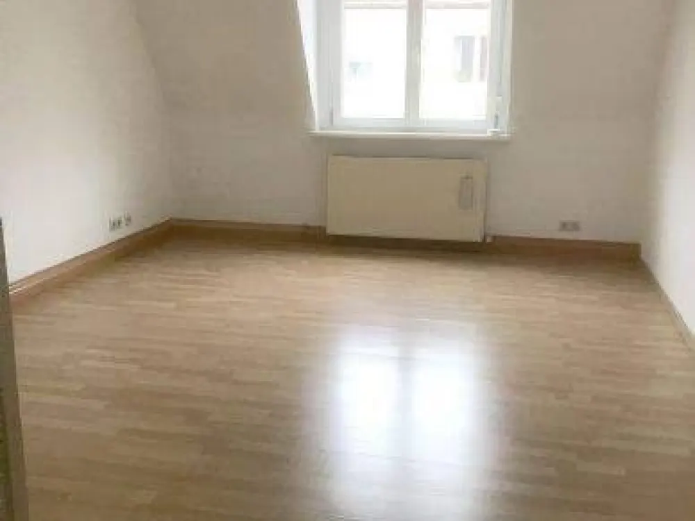 Ruhige 3-ZW mit Balkon, Nbg.-Nibelungenviertel