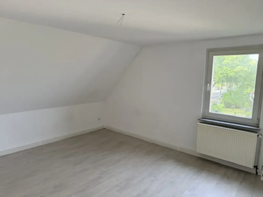 Dortmund-Aplerbeck, Schöne 3 1/2 Zimmer Dachgeschosswohnung