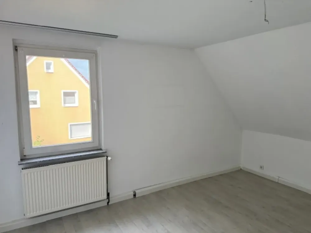 Dortmund-Aplerbeck, Schöne 3 1/2 Zimmer Dachgeschosswohnung