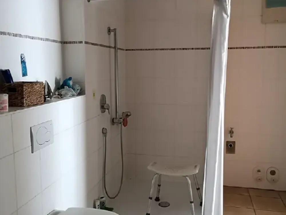 Zweizimmerwohnung in seniorengerechter, zentral gelegener Wohnanlage