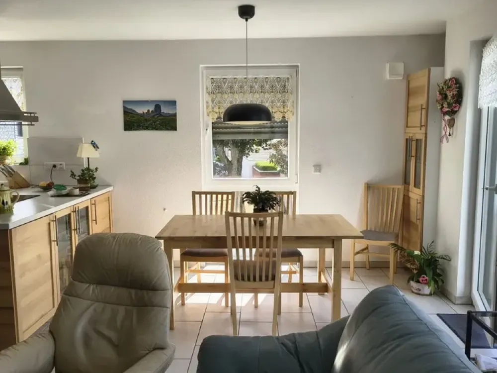 Attraktive 3-Zimmer-Wohnung mit Balkon in beliebter Lage von Kaarst