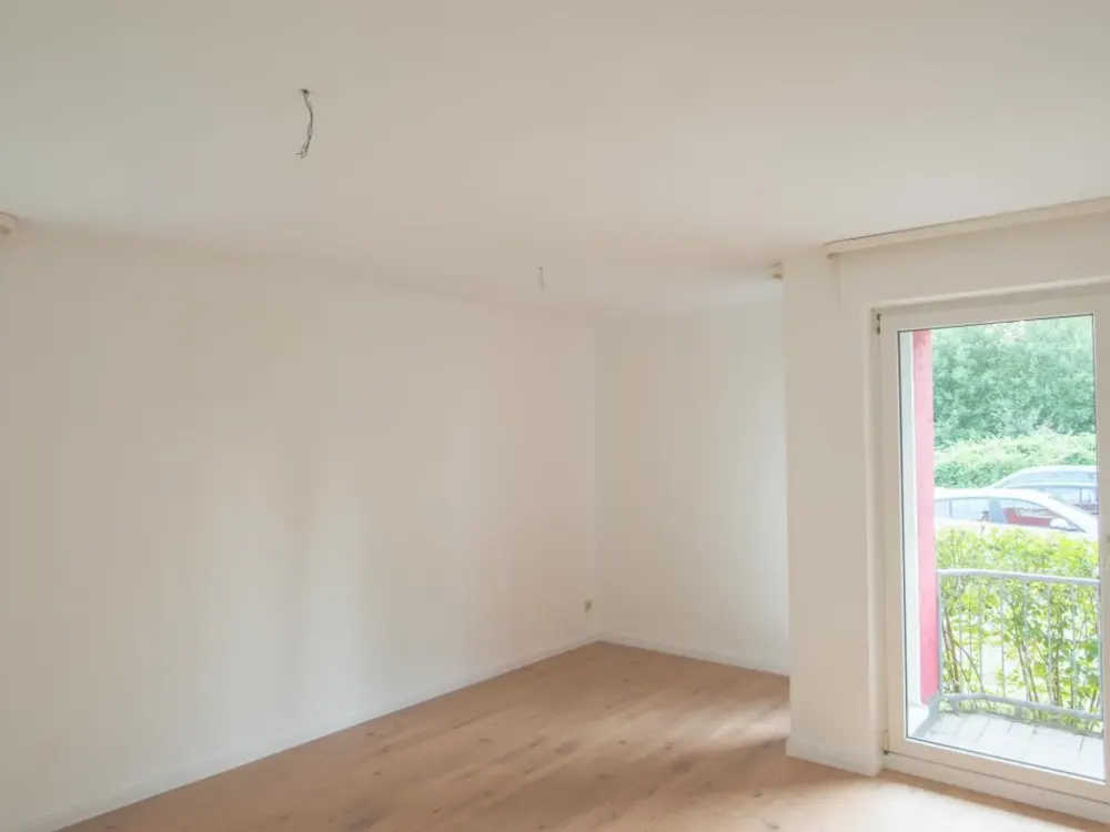 Helle 2-Zimmer-Wohnung im Erdgeschoss mit Balkon