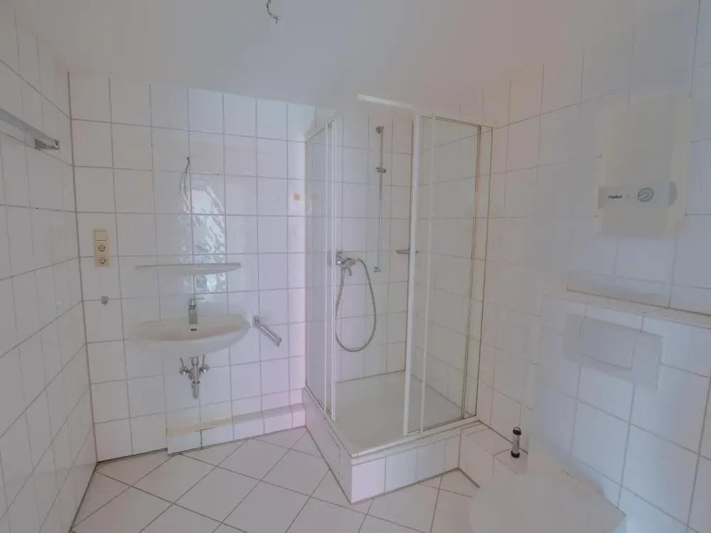 Helle 2-Zimmer-Wohnung im Erdgeschoss mit Balkon