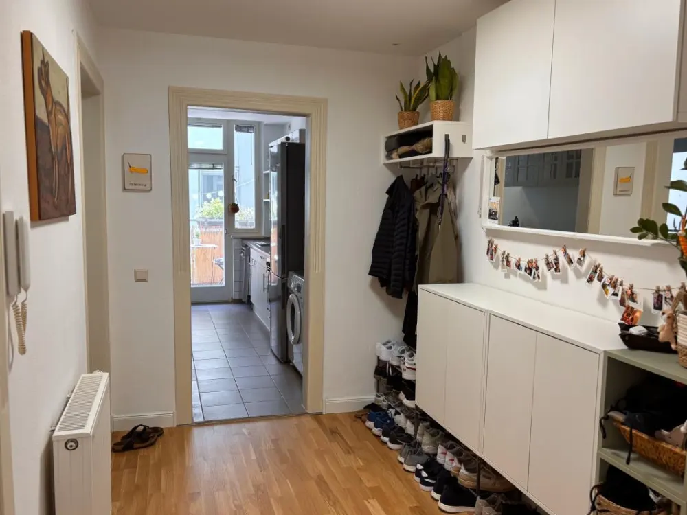 Charmante 3-Zimmer-Altbauwohnung mit Balkon & Top Lage!!