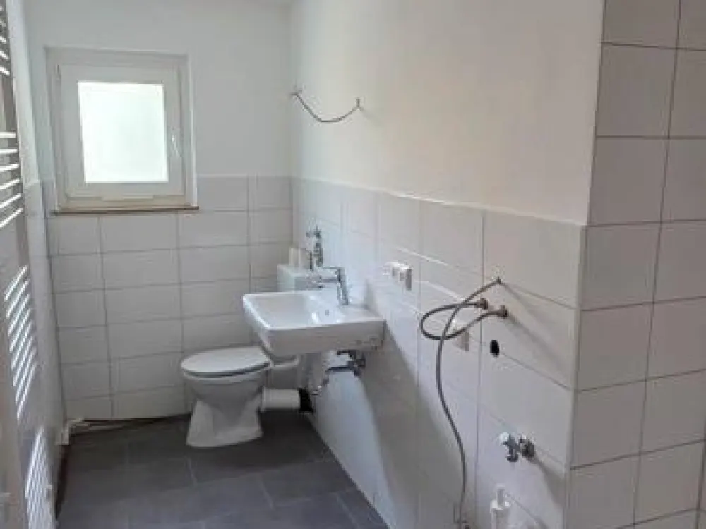 Frisch sanierte 2-Zimmer-Wohnung in Ludwigsburg!