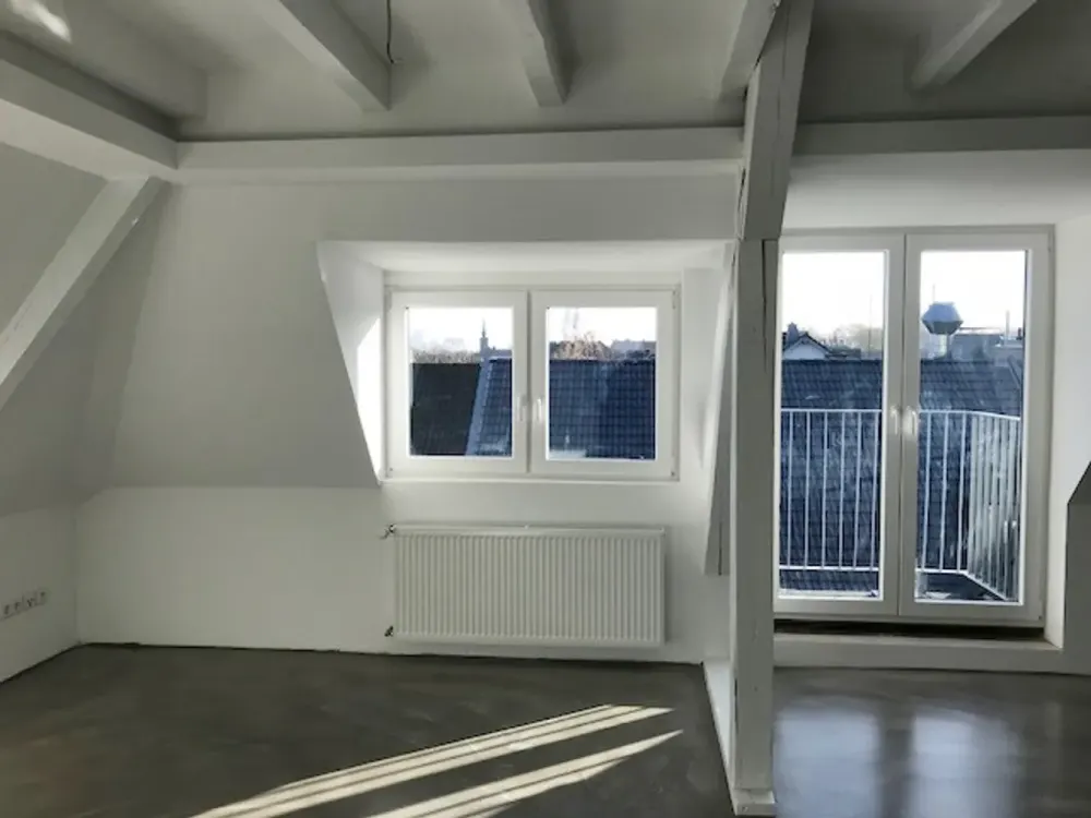 Kaiserviertel! Loftartige DG-Wohnung-Neuwertig!