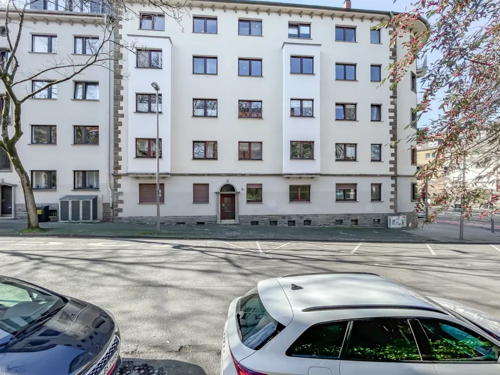 2.5 Rooms, Fully Renovated, Balcony, First Occupancy