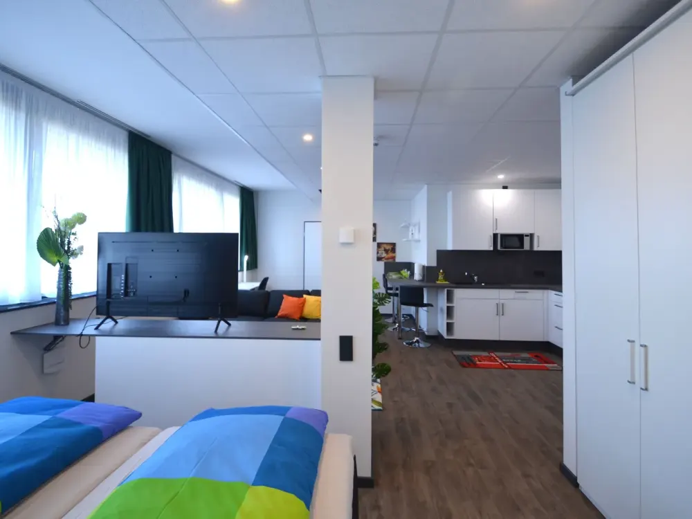 Modernes 1-Zimmer-Penthouse-Wohnung, komfortabel ausgestattet, Innenstadt Offenbach