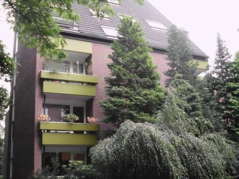 Schwachhauser Heerstr. - 2 Zi.-Whg.- Balkon - Keller