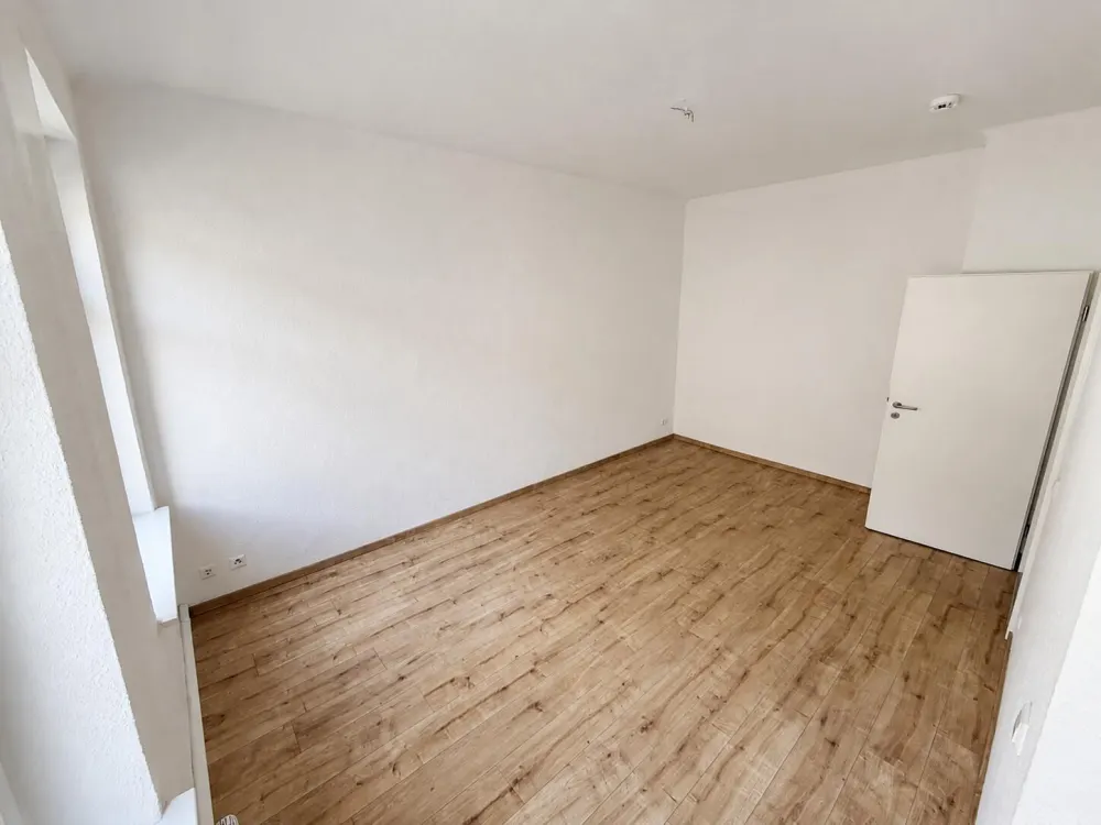 Helle renovierte 1-Zimmer Wohnung in der Linkelstr.