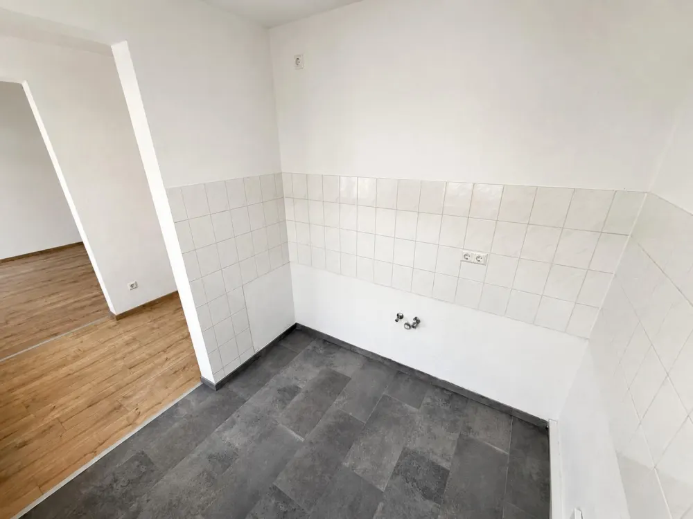 Helle renovierte 1-Zimmer Wohnung in der Linkelstr.