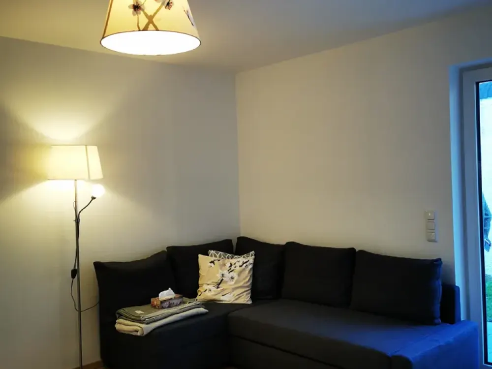 1-Zimmer Wohnung mit Terrasse und Garage in Haar