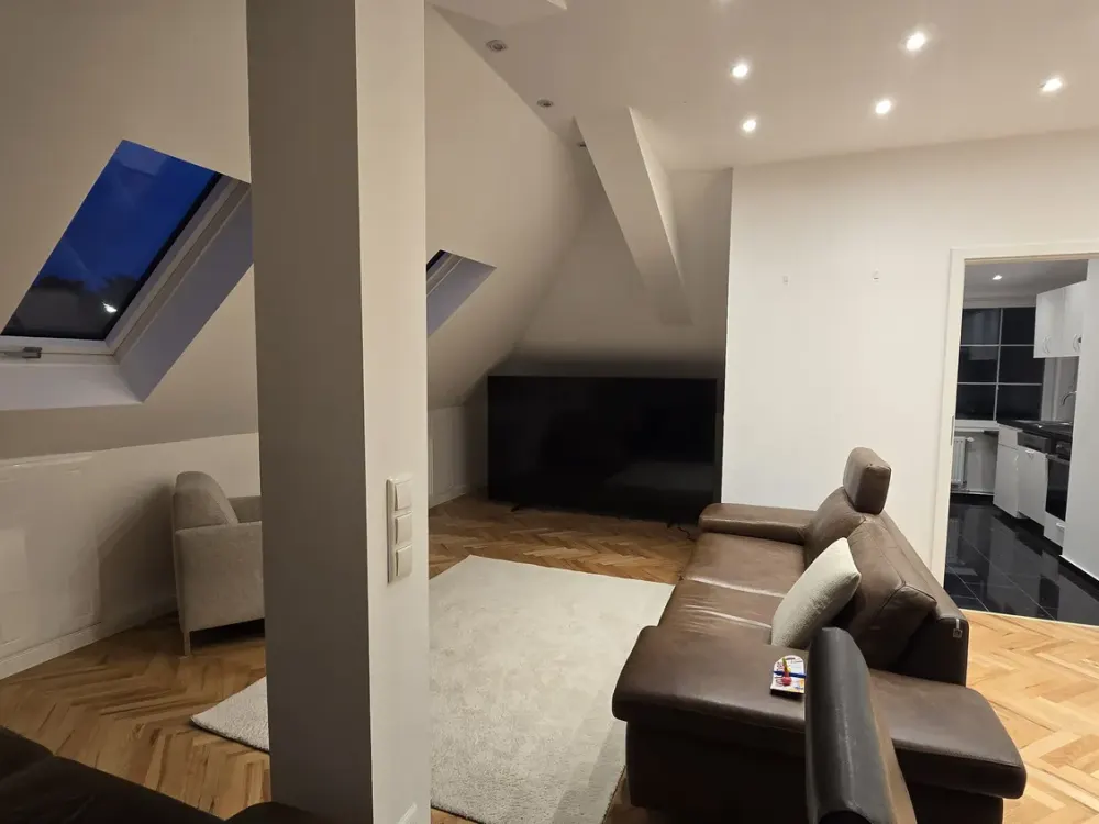 Wohnen mit Charakter: 2-Zimmer-Wohnung voll möbliert und all inclusive in Berlin-Grunewald