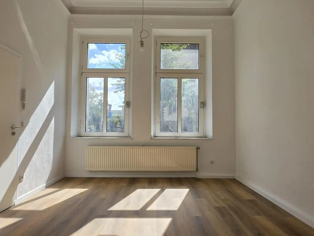 Helles Apartment mit Einbauküche, Erstbezug nach Sanierung