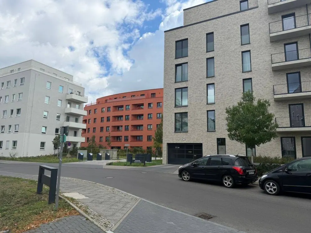 Elegantes Wohnen in Hakenfelde: Lichtdurchflutete 2-Zimmer-Wohnung mit Aufzug